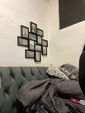 MirandaLatinaLovely online show from January 11, 2026, 4:19 am