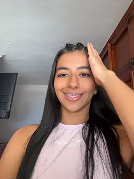 Snapshot of eva_roseee chatting on June 17, 2026, 7:13 pm eva roseee online show from June 17, 2026, 7:13 pm