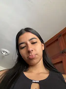 Snapshot of eva_roseee chatting on June 11, 2026, 6:05 pm eva roseee online show from June 11, 2026, 6:05 pm