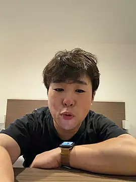 Nobu 469 online show from December 5, 2025, 3:32 pm