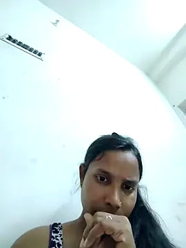 Olivia0879 online show from February 21, 2025, 2:27 pm