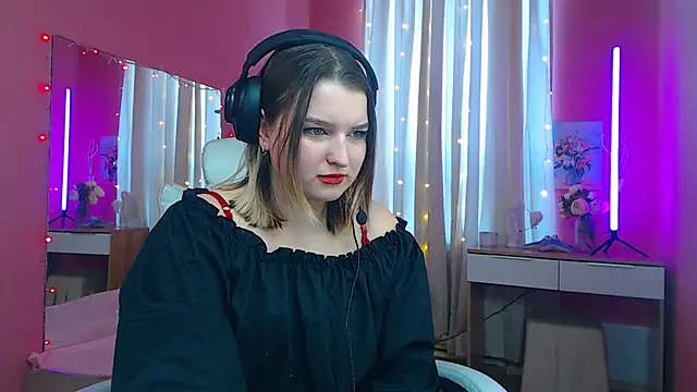 Jenny Smit online show from March 5, 2025, 10:33 am