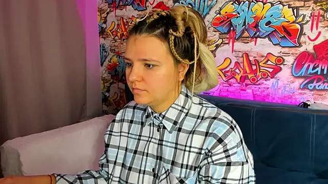 Jenny Jimmy online show from November 3, 2025, 1:11 am