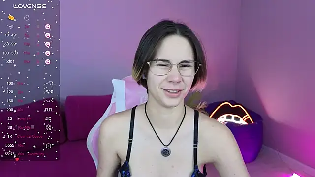 BettyCarter07 online show from November 16, 2025, 1:21 am