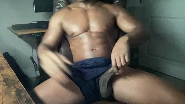 Snapshot of BodyandBBC chatting on November 8, 2025, 4:16 am BodyandBBC online show from November 8, 2025, 4:16 am