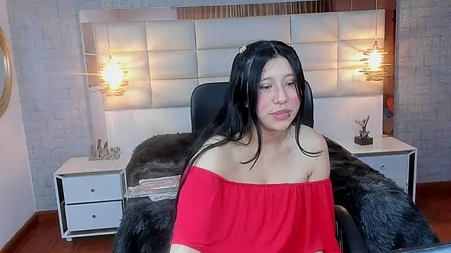 Snapshot of Nohemi_louse chatting on December 5, 2025, 7:12 pm Nohemi louse online show from December 5, 2025, 7:12 pm