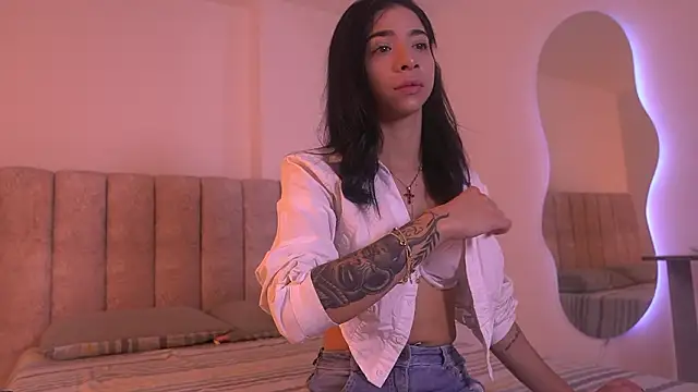 Snapshot of sara_lopee1 chatting on January 17, 2026, 11:58 am sara lopee1 online show from January 17, 2026, 11:58 am