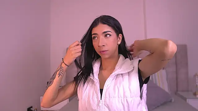 sara lopee1 online show from November 20, 2025, 11:55 am