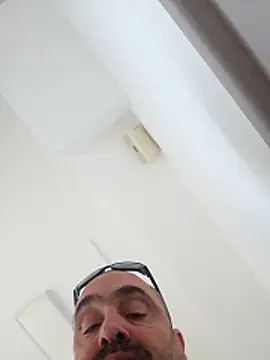 Snapshot of fuocovivo4 chatting on February 26, 2026, 11:32 am fuocovivo4 online show from February 26, 2026, 11:32 am