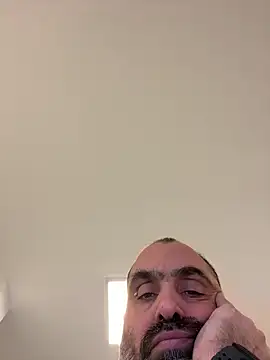 Snapshot of fuocovivo4 chatting on February 13, 2025, 12:21 pm fuocovivo4 online show from February 13, 2025, 12:21 pm