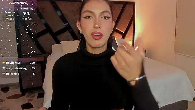 allicemackenzie online show from November 24, 2025, 5:07 am