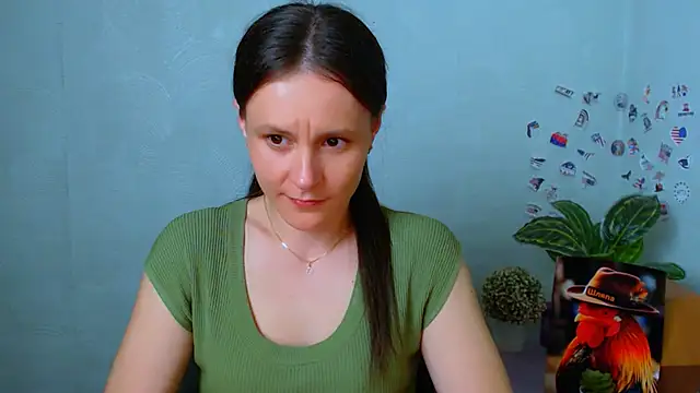 ValeriaHeart  online show from April 22, 2026, 1:29 pm