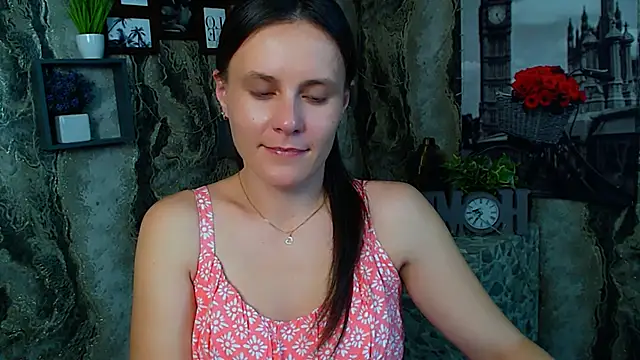 ValeriaHeart  online show from November 24, 2025, 2:50 pm