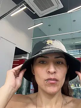 Snapshot of Sofiadelacruz chatting on May 9, 2026, 8:23 pm Sofiadelacruz online show from May 9, 2026, 8:23 pm