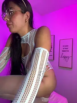 Snapshot of megan_cl chatting on February 19, 2025, 12:25 am megan cl online show from February 19, 2025, 12:25 am