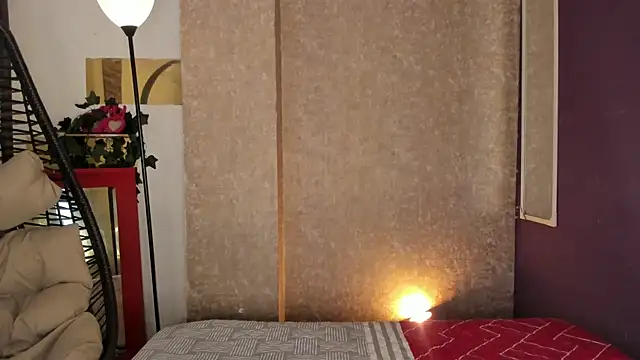 Snapshot of FelicitaSweet chatting on March 8, 2025, 7:42 pm FelicitaSweet online show from March 8, 2025, 7:42 pm