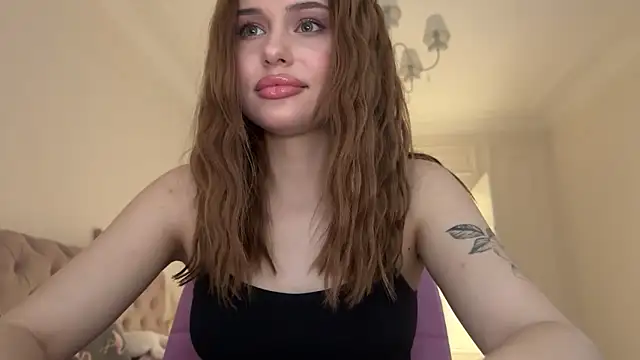 Kisskeyy online show from March 3, 2025, 3:11 pm