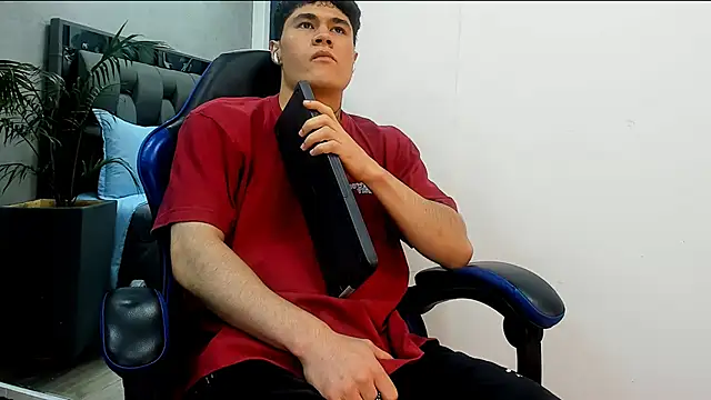 roan birkin online show from October 29, 2025, 7:24 pm