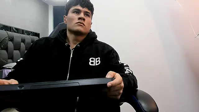 roan birkin online show from October 10, 2025, 7:47 pm