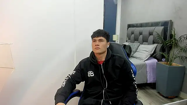 roan birkin online show from October 12, 2025, 7:26 pm