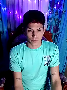 Snapshot of duquehotvoy chatting on February 12, 2025, 3:51 am duquehotvoy online show from February 12, 2025, 3:51 am