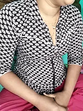 monekhan123 online show from December 16, 2025, 3:33 am