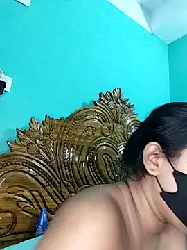 monekhan123 online show from October 26, 2025, 4:18 pm