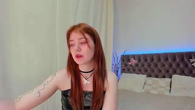 Snapshot of Ella_Mayers chatting on March 14, 2025, 3:59 am Ella Mayers online show from March 14, 2025, 3:59 am