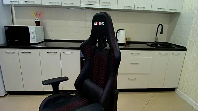 Kami lovely online show from March 17, 2025, 11:02 pm