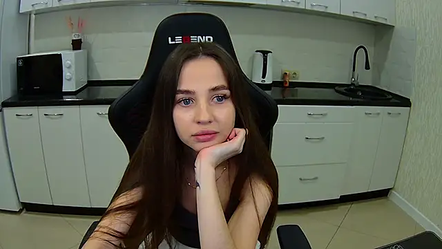 Kami lovely online show from February 14, 2025, 8:26 pm