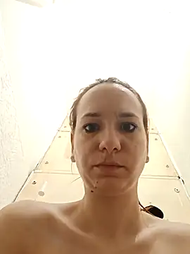 Mia RainX online show from February 3, 2025, 2:02 pm