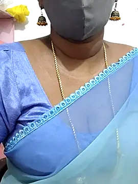 Snapshot of Tamil_Meera12 chatting on July 2, 2026, 3:23 am Tamil Meera12 online show from July 2, 2026, 3:23 am