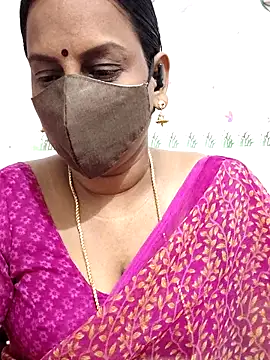 Snapshot of Tamil_Meera12 chatting on June 19, 2026, 5:30 pm Tamil Meera12 online show from June 19, 2026, 5:30 pm