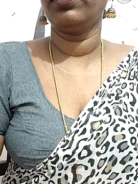 Snapshot of Tamil_Meera12 chatting on July 23, 2026, 4:36 pm Tamil Meera12 online show from July 23, 2026, 4:36 pm