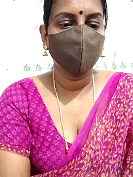 Snapshot of Tamil_Meera12 chatting on June 19, 2026, 3:34 am Tamil Meera12 online show from June 19, 2026, 3:34 am
