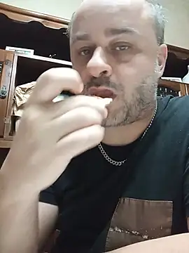 NAvoglia online show from June 25, 2026, 10:26 pm