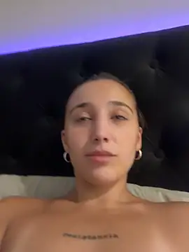 BeautyRubyRouge online show from February 22, 2025, 2:17 am