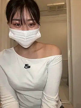 Rara  oo online show from February 28, 2025, 7:15 am