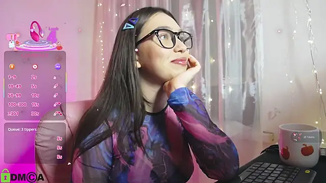 Snapshot of Arianahot777 chatting on September 17, 2025, 8:11 pm Arianahot777 online show from September 17, 2025, 8:11 pm