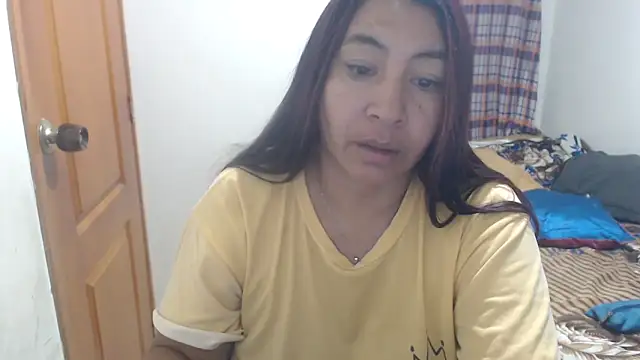 Snapshot of Siblleyx chatting on June 2, 2026, 12:21 am Siblleyx online show from June 2, 2026, 12:21 am