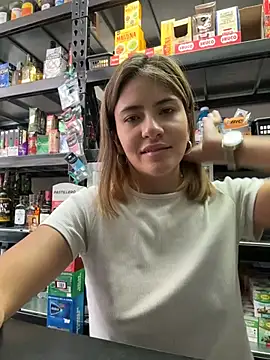 Andrea18 blonde online show from January 17, 2026, 3:48 pm