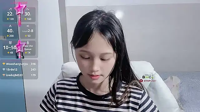 xunian71O online show from February 22, 2025, 4:40 am