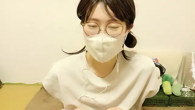 Snapshot of RIO_o0 chatting on June 19, 2026, 1:39 pm RIO o0 online show from June 19, 2026, 1:39 pm