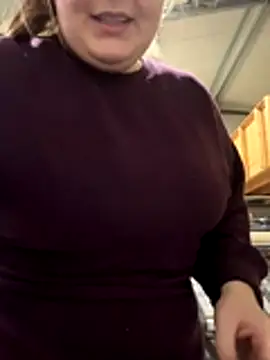 Snapshot of Lars-Lola chatting on November 22, 2025, 3:00 pm Lars-Lola online show from November 22, 2025, 3:00 pm