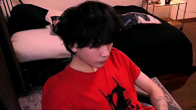 Snapshot of rennnuts chatting on November 5, 2025, 6:33 pm rennnuts online show from November 5, 2025, 6:33 pm