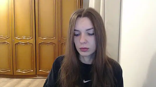 aurora lust online show from November 12, 2025, 6:28 am