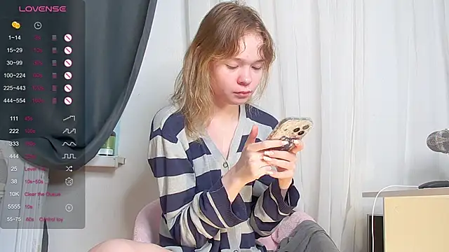 Snapshot of Kellybbface chatting on July 16, 2026, 4:31 am Kellybbface online show from July 16, 2026, 4:31 am