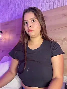 bella lovers  online show from November 15, 2025, 3:10 am