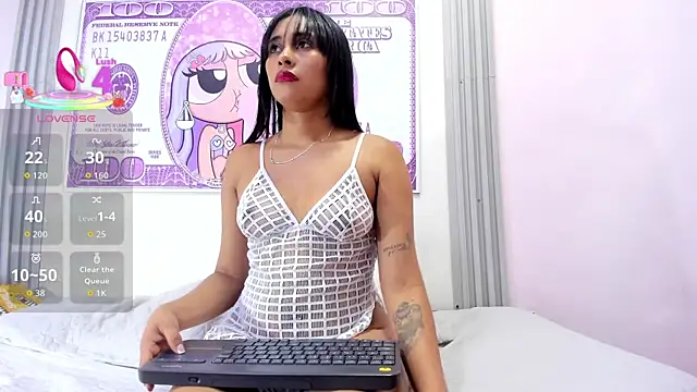 Snapshot of Gretta_Diaz chatting on October 3, 2025, 4:03 am Gretta Diaz online show from October 3, 2025, 4:03 am