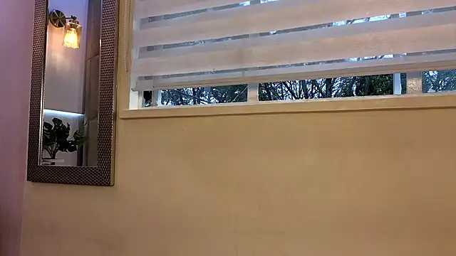 AzunaStar online show from March 5, 2026, 10:27 pm